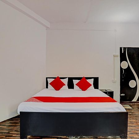 Hotel O Samrat Ghaziabád Exteriér fotografie