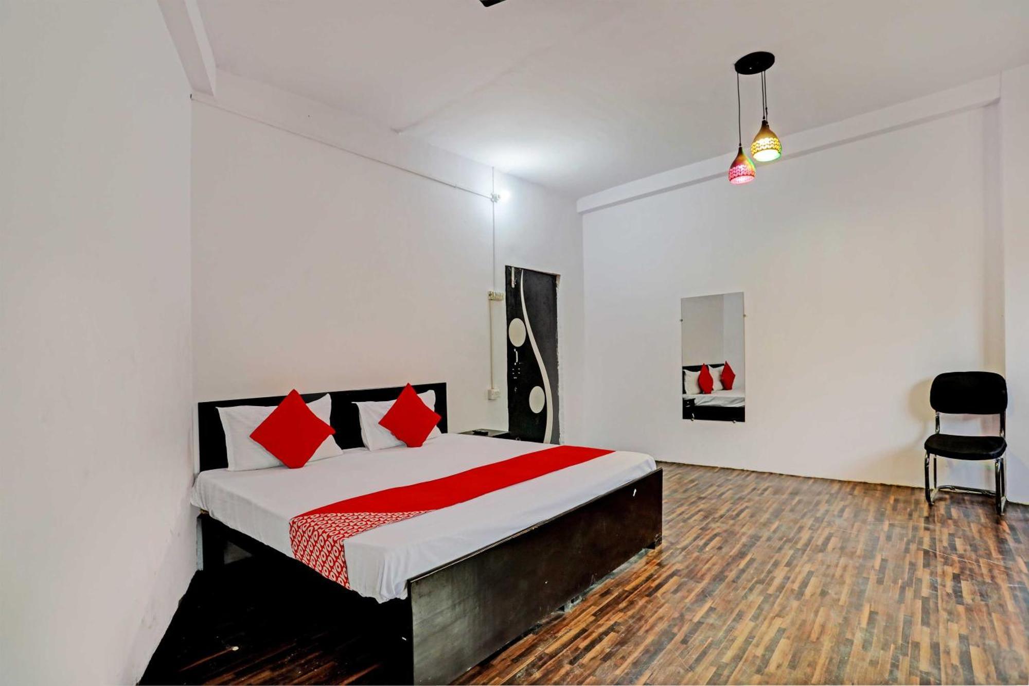 Hotel O Samrat Ghaziabád Exteriér fotografie