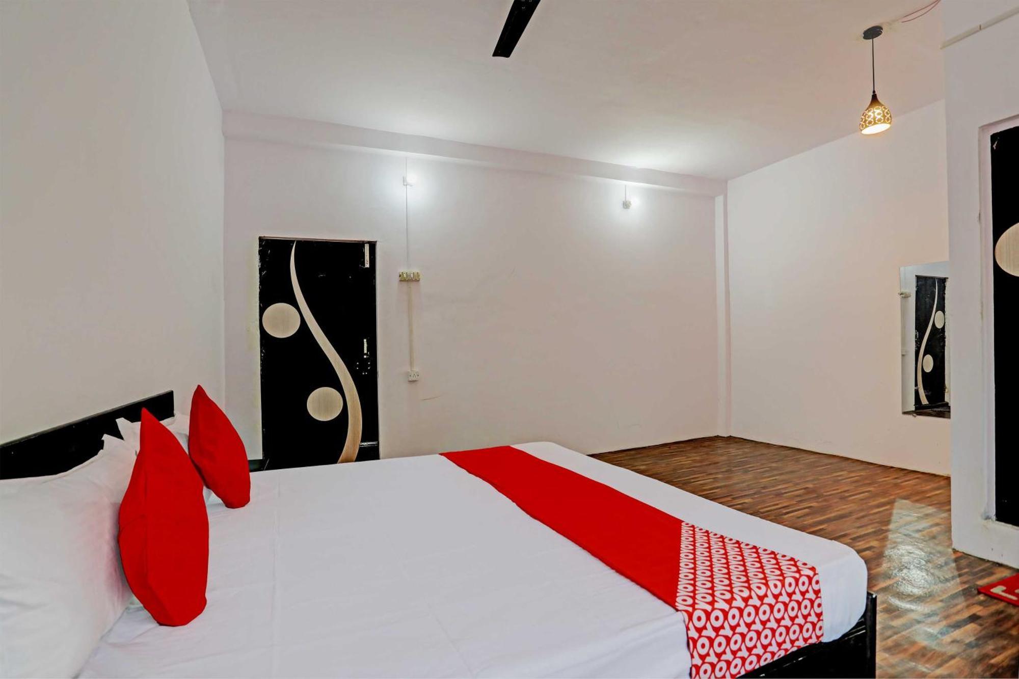 Hotel O Samrat Ghaziabád Exteriér fotografie