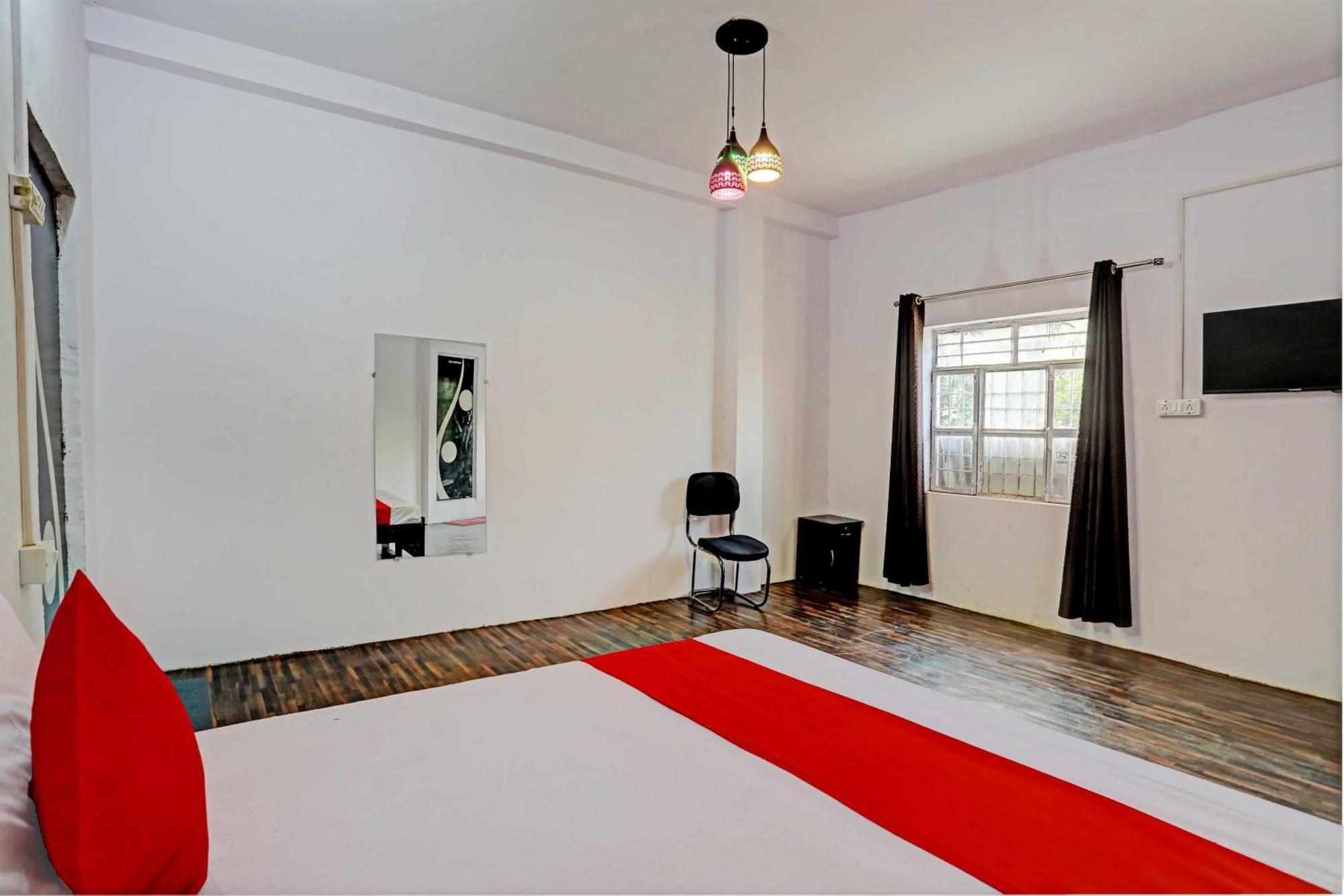 Hotel O Samrat Ghaziabád Exteriér fotografie